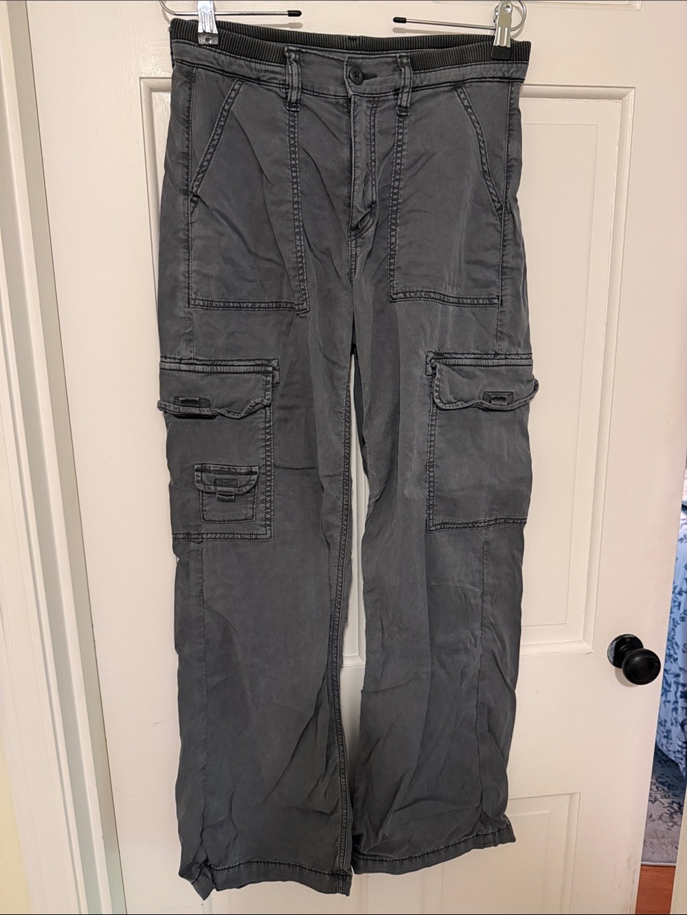 American Eagle Outfitters Charcoal Gray Wide Leg Cargo Pants